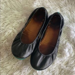 Black Tieks